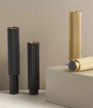 फर्नीचर के लिए पीतल के घुंघराले पैर